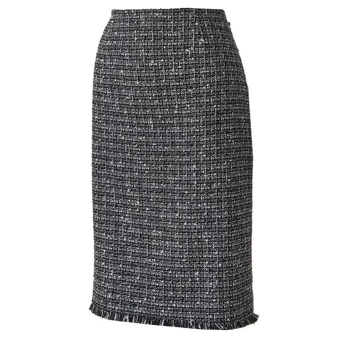 predný pohľad na čierno-bielu tvídovú sukňu elegantná dámska sukňa inšpirovaná štýlom Coco Chanel veľkosť 42